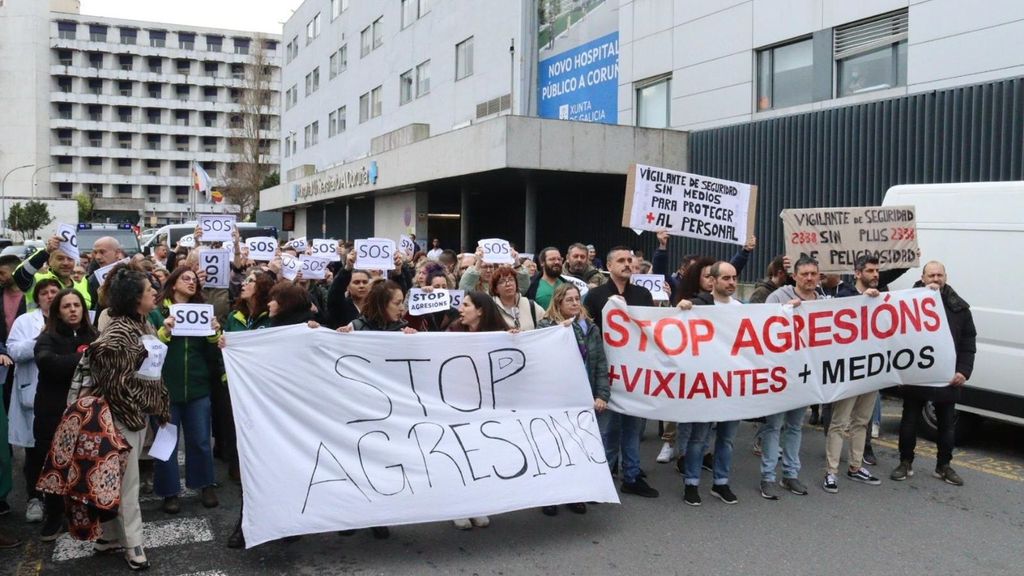 Manifestación en contra de las agresiones a sanitarios