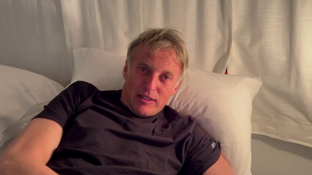 Nervios a flor de piel horas antes del viaje de Jesús Calleja al espacio