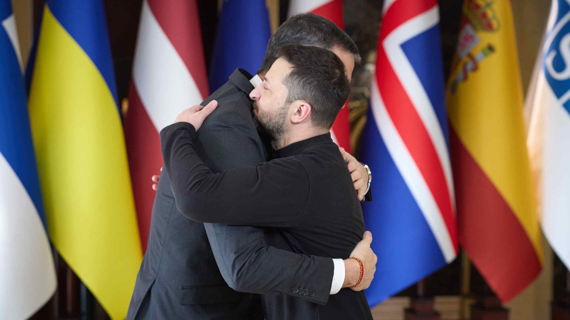 Pedro Sánchez y Volodímir Zelenski