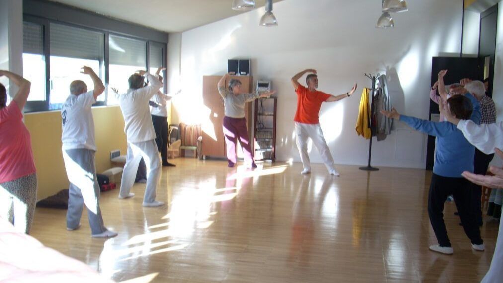 Sesión de Chi Kung en el cohousing