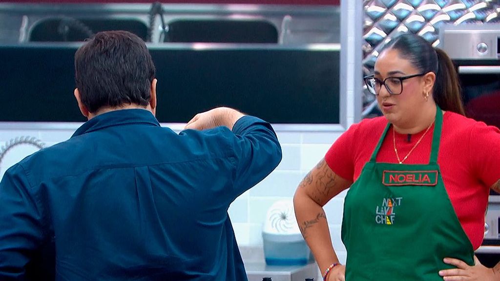 Blanca Romero presenta el plató en el último segundo: “Te han salvado tus brazos”