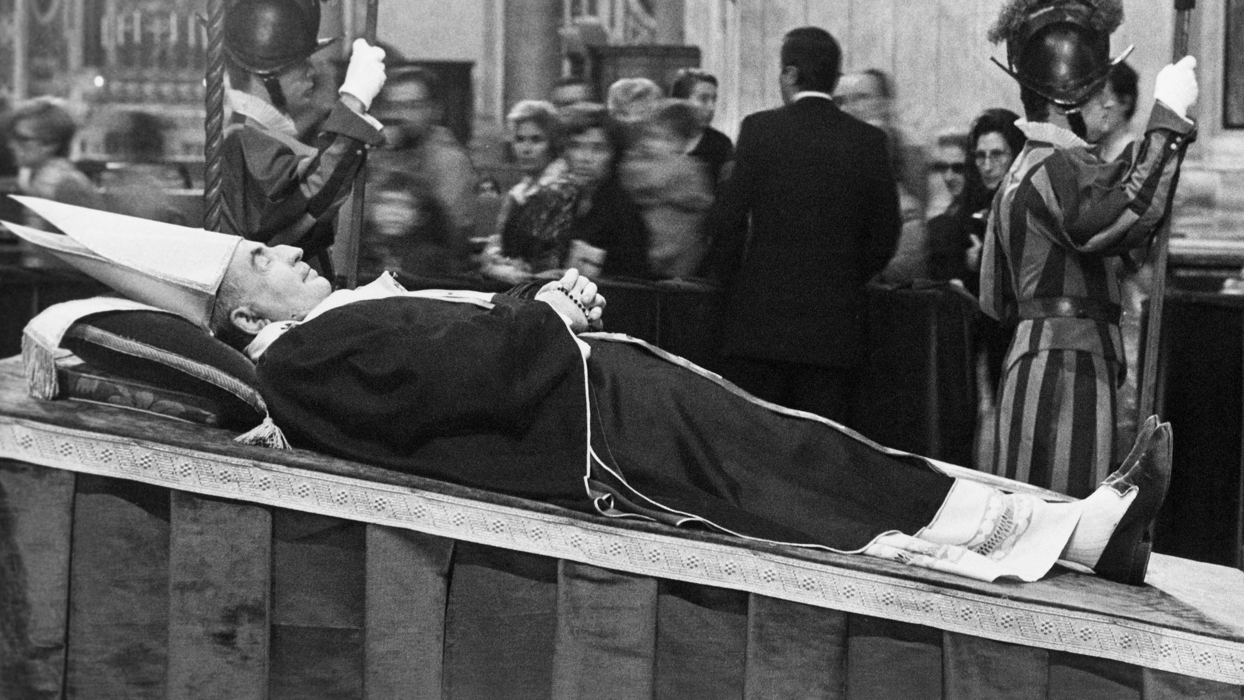 El papa Juan Pablo I en su funeral.