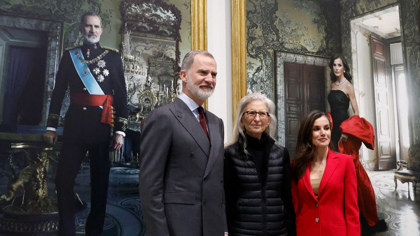 La emoción de los reyes al ver sus retratos reales