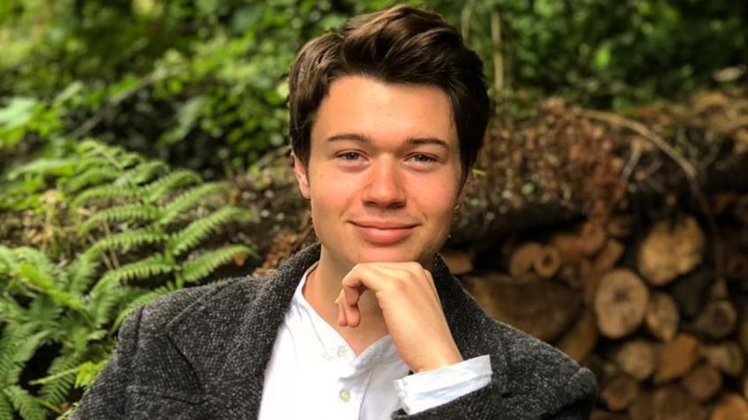 El actor Alexander Westwood.