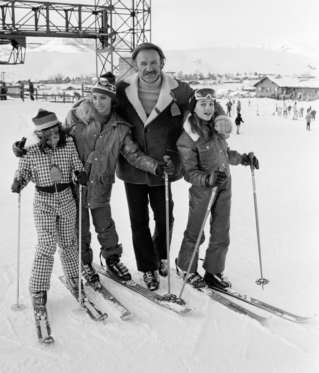 Gene Hackman, con sus hijos