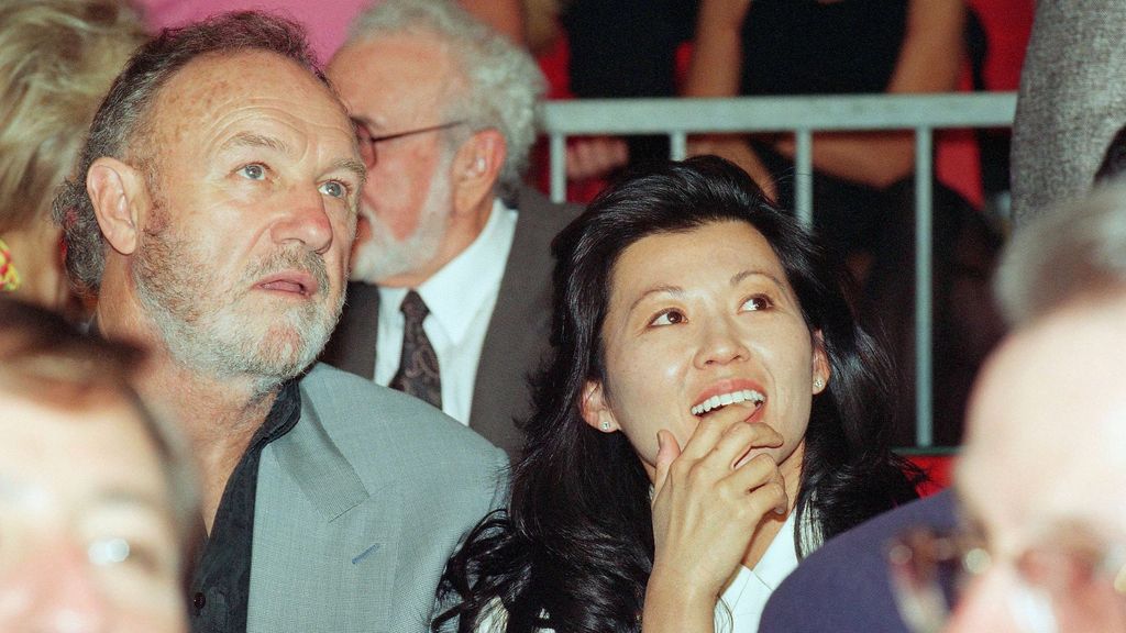 Gene Hackman y su mujer Betsy Arakawa