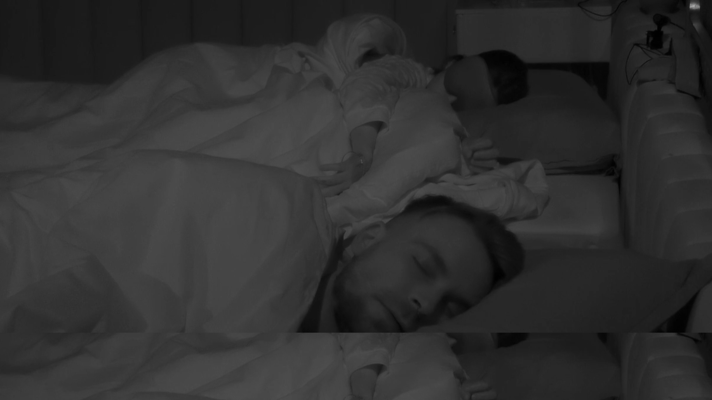 José María y Marieta durmiendo