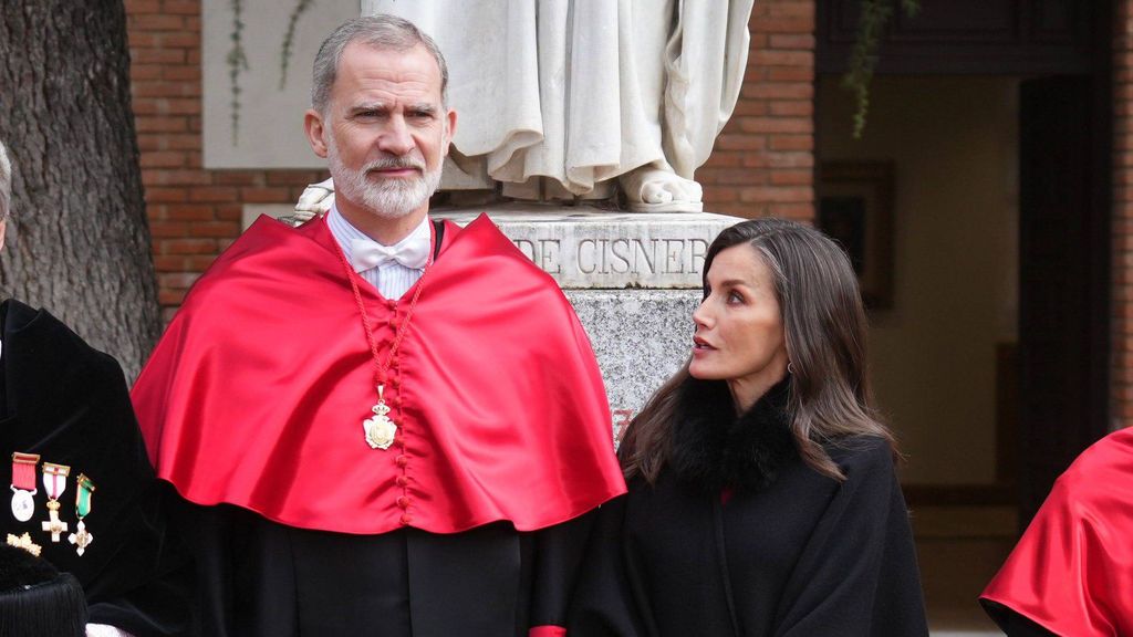 Los reyes, en la Universidad de Alcalá de Henares