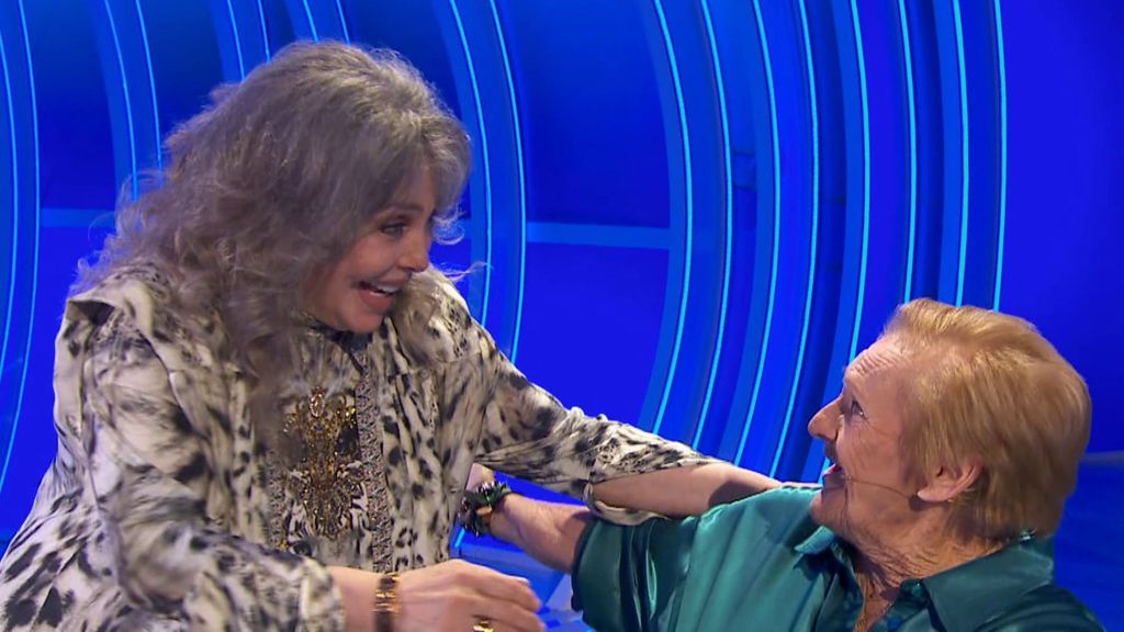 La campeona de Cataluña de petanca recibe la sorpresa de su actriz favorita: "Mujeres como tú sois un ejemplo"