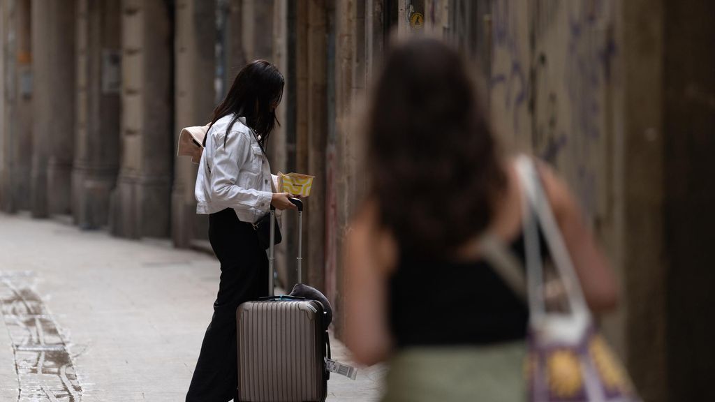 La especulación inmobiliaria se extiende en Barcelona y amenaza a los mayores