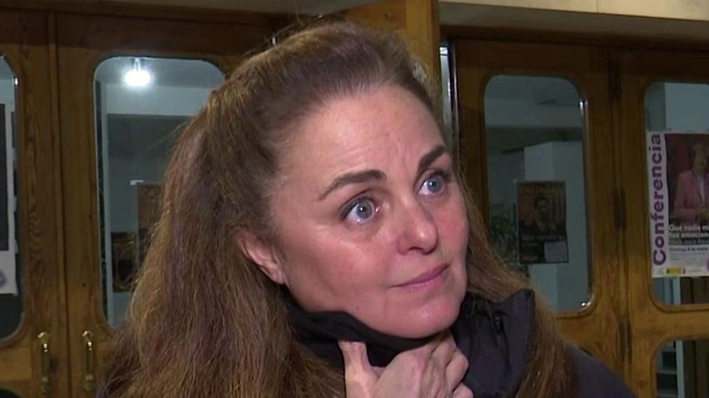 Carmen Morales responde a Sheila Devil tras decir que su madre era Rocío Dúrcal: "Hay que intentar salvarle la vida"