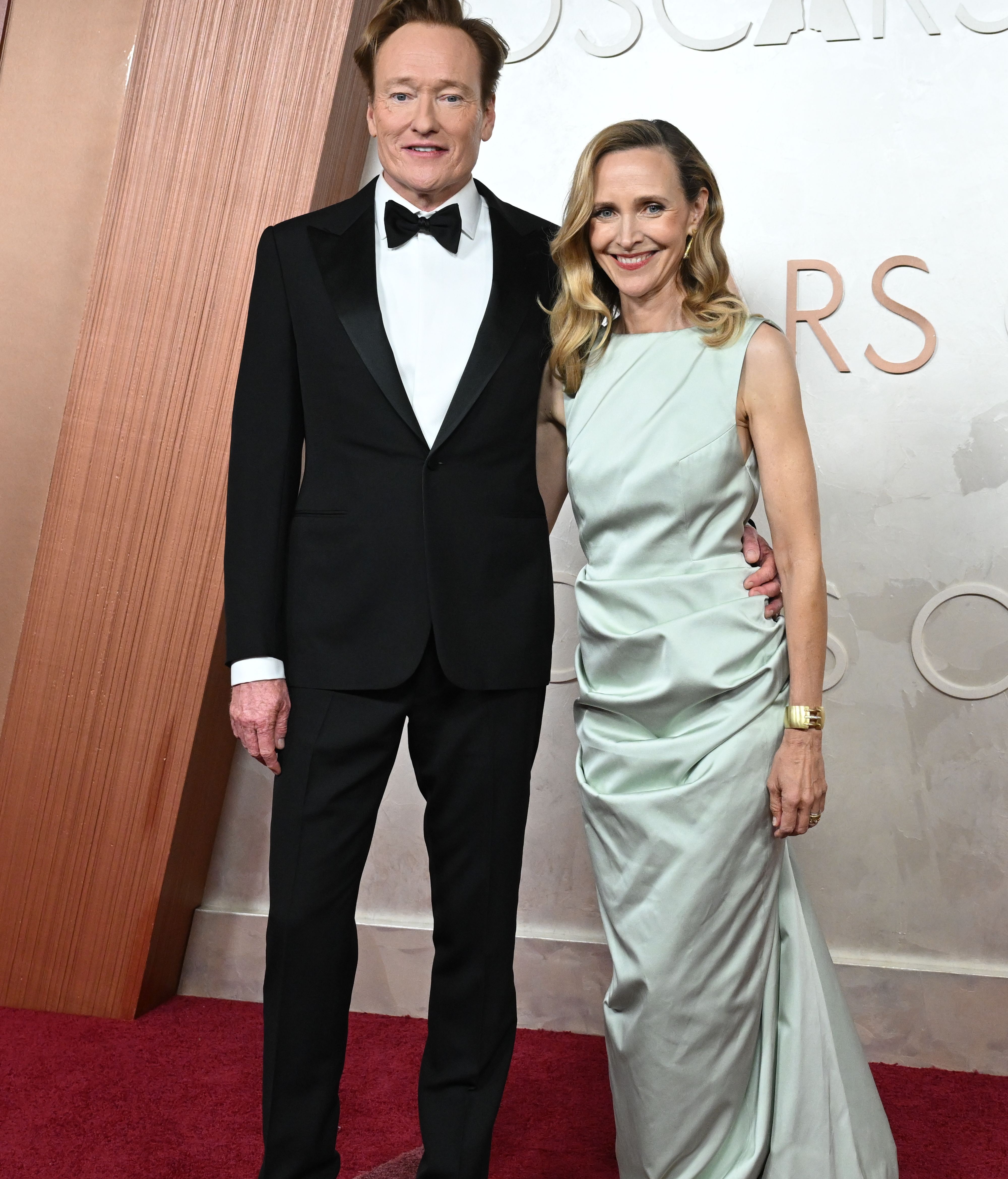 Conan O'Brien y Liza Powel O'Brien