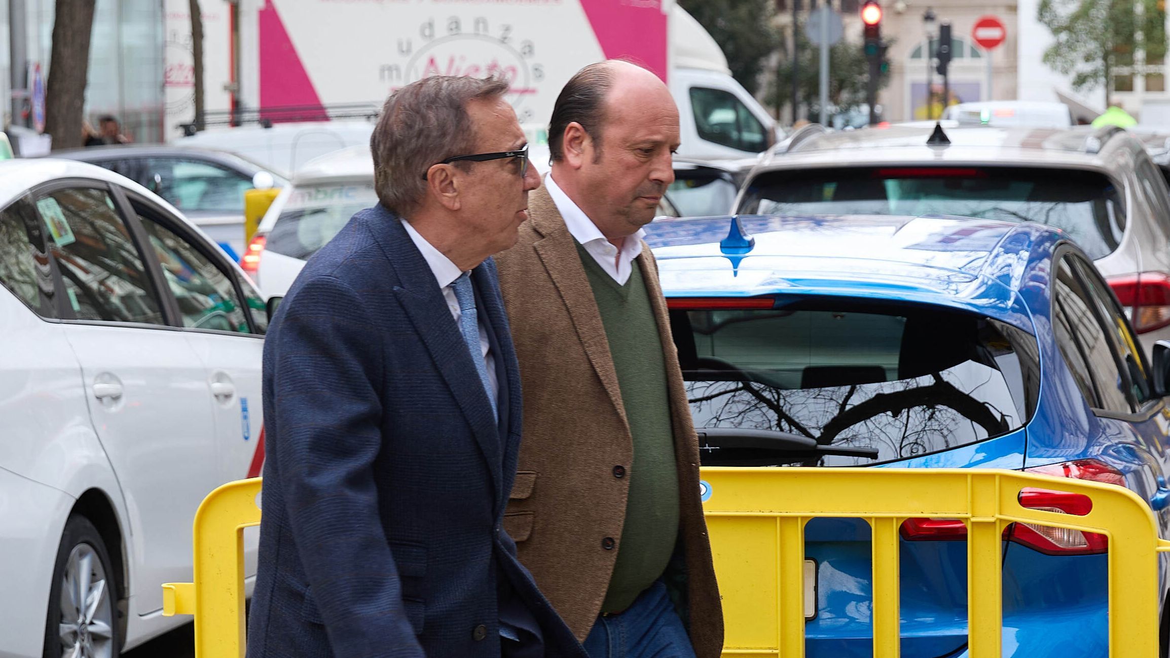 El presunto socio de Víctor de Aldama, Claudio Rivas(d), a su llegada a declarar al Tribunal Supremo