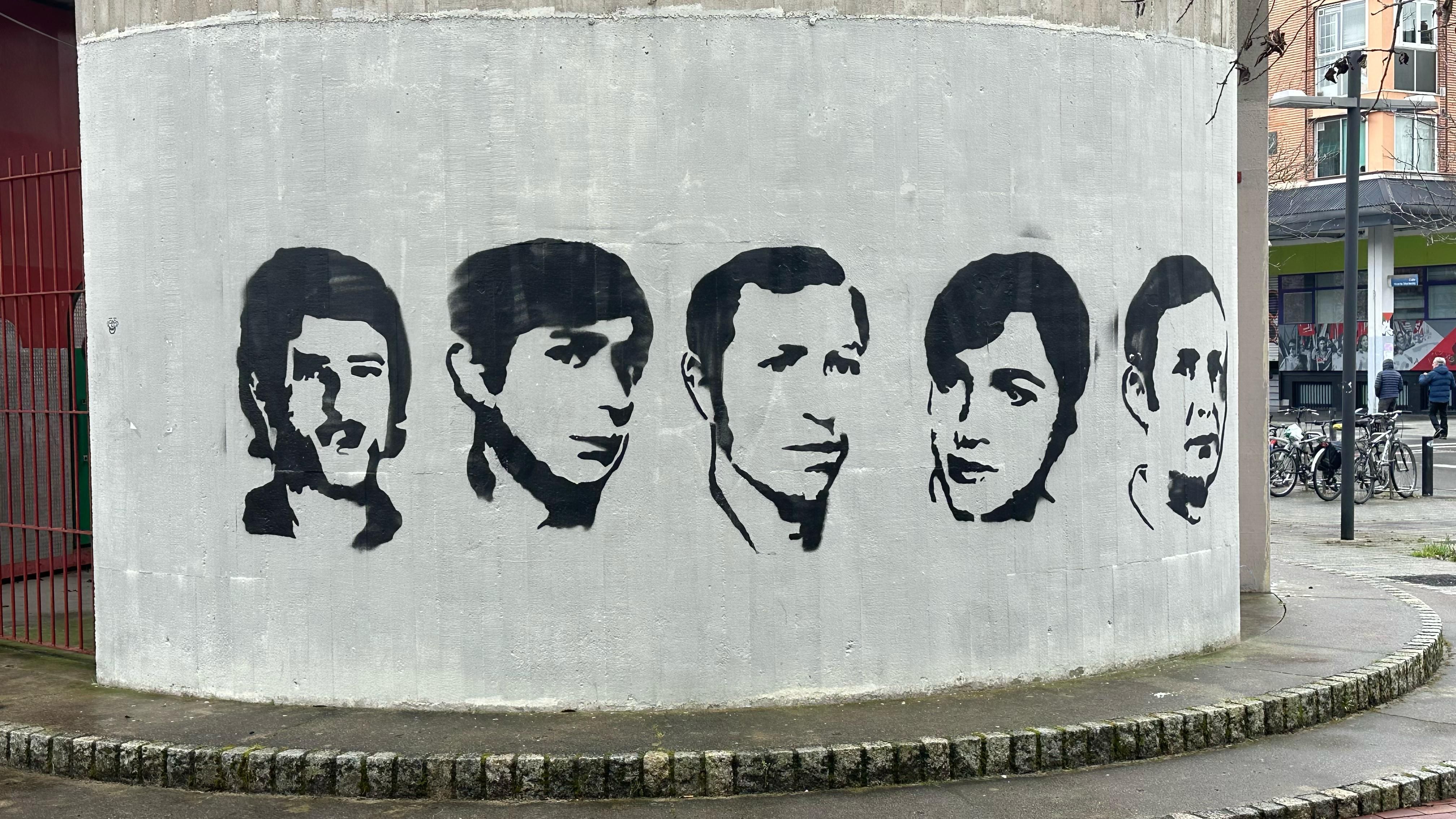 Los cinco trabajadores murieron por disparos de la Policía Armada