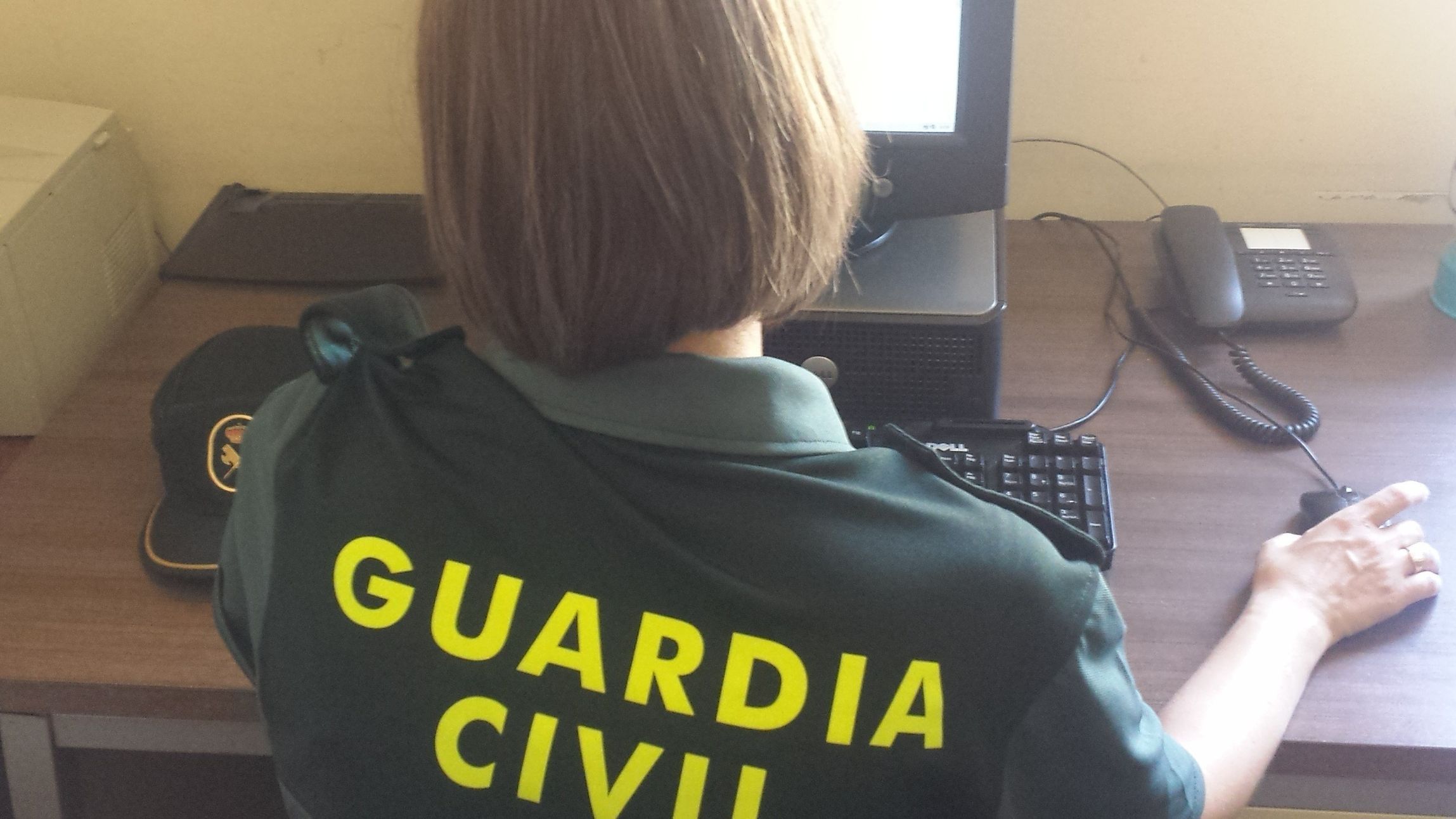 La Guardia Civil alerta de una estafa por SMS con un enlace fraudulento con motivo de los avisos meteorológicos por lluvias