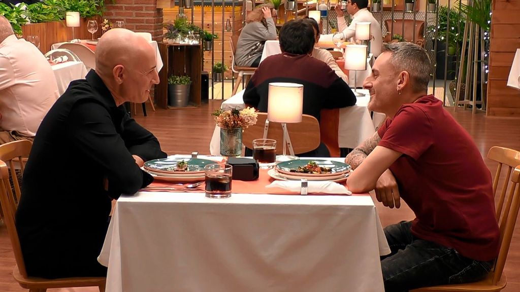 David y Roberto durante su cita en 'First Dates'