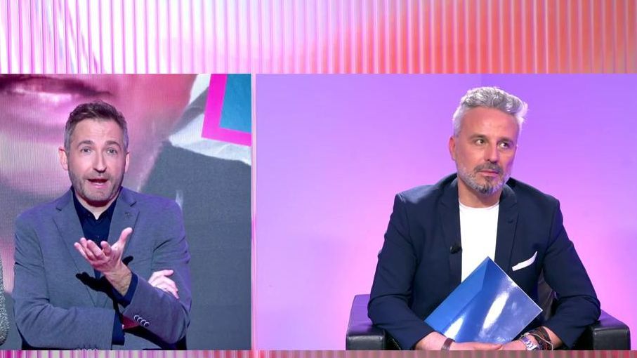 El propietario de la vivienda okupada presuntamente por el cuñado de Joaquín muestra el documento que acredita su compra