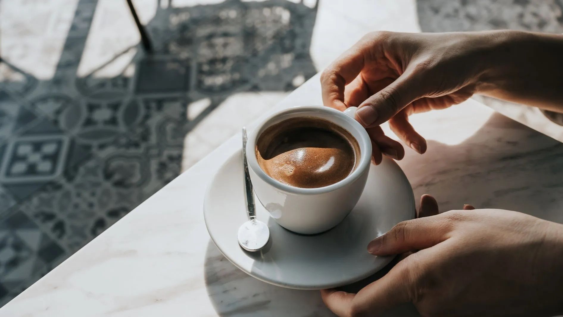 La hora perfecta para tomar el café no es nada más levantarse