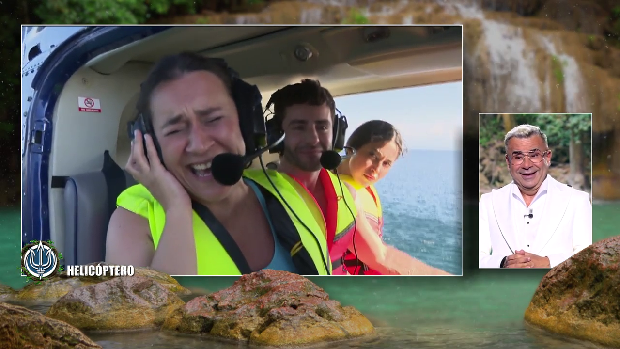 Así han sido los saltos desde el helicóptero de Laura Cuevas, Pelayo Díaz y Samya Aghbalou