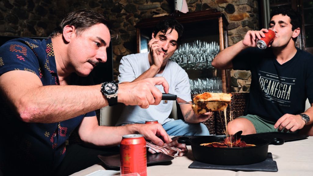 Cocina de aprovechamiento con Jordi Roca y sus sobrinos: de suflé de restos de quesos a un desayuno con pizza
