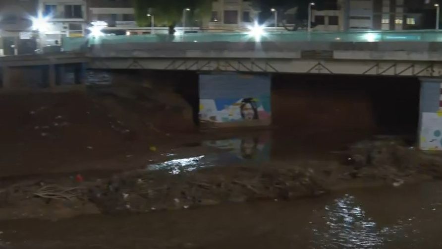 Temor en la Comunidad Valenciana a que los ríos se desborden: siguen muy de cerca el nivel de los caudales