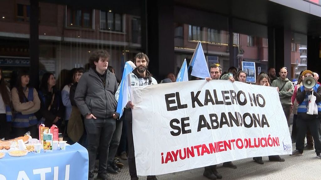 12 familias que ayer se negaron a irse del hotel hoy anuncian el fin de su encierro