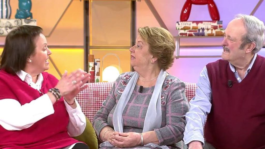 Lola le pide por favor a su madre que deje de sentir celos por la pescadera: "Le gusta mi marido mucho"