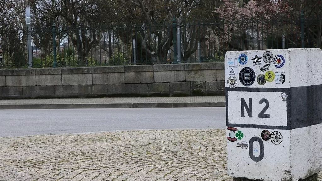 Kilómetro 0 de la Estrada Nacional N2