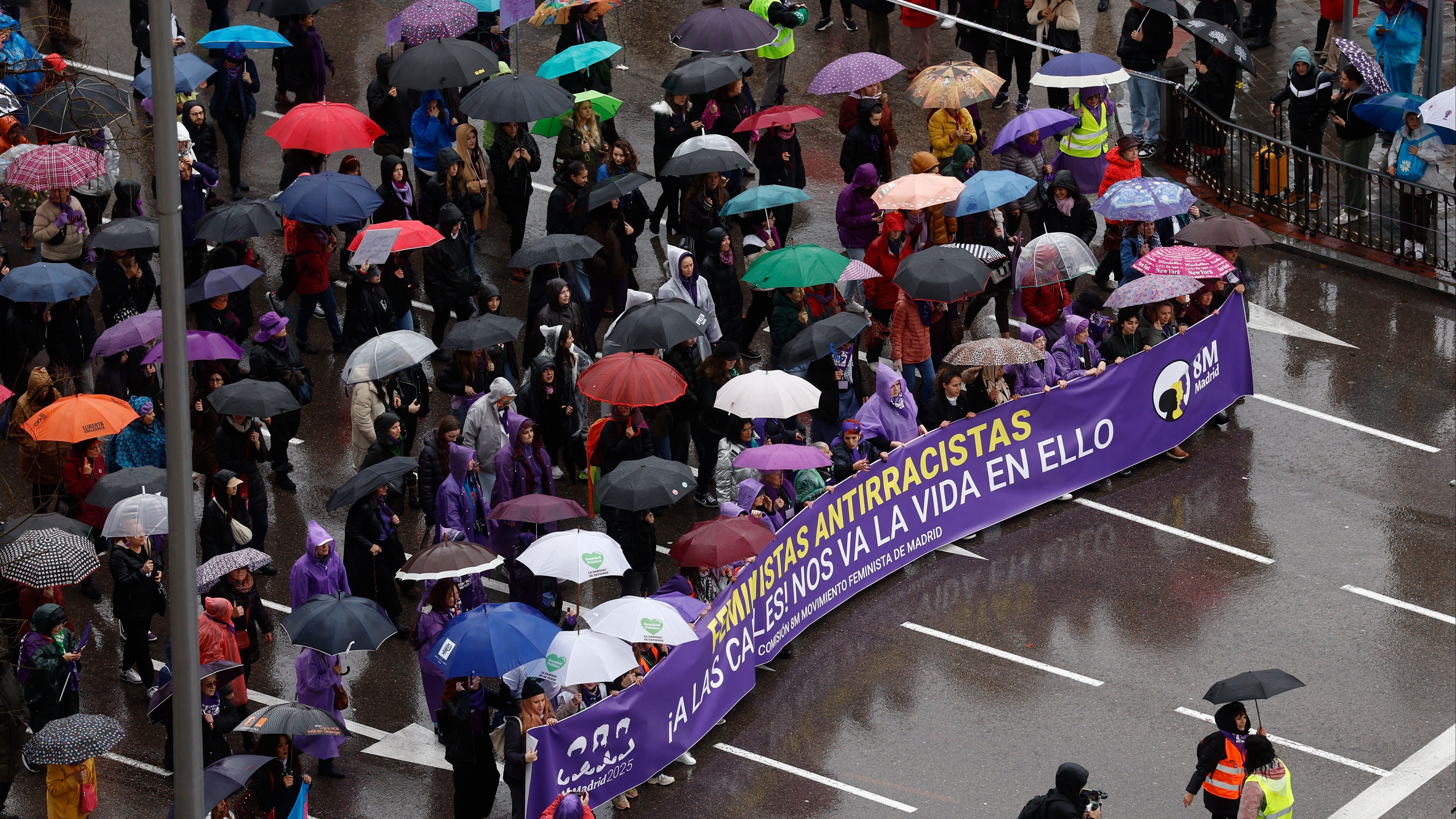25.000 personas se manifiestan en Madrid convocadas por la Comisión 8M