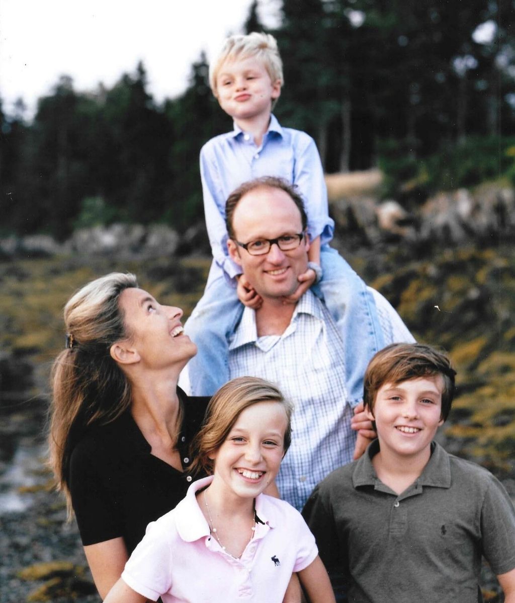 Federico de Luxemburgo con su familia