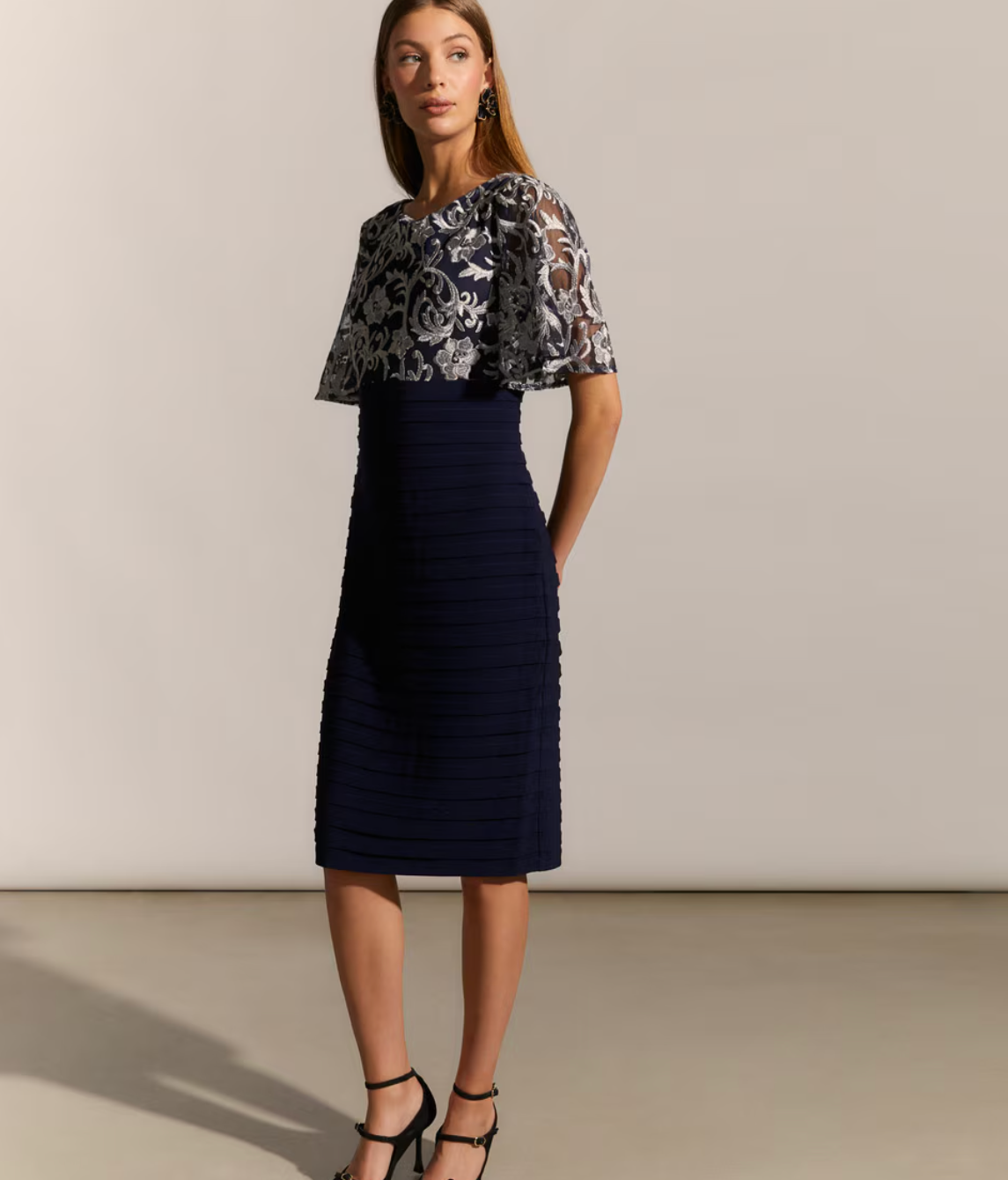 Vestido bicolor con jaretas