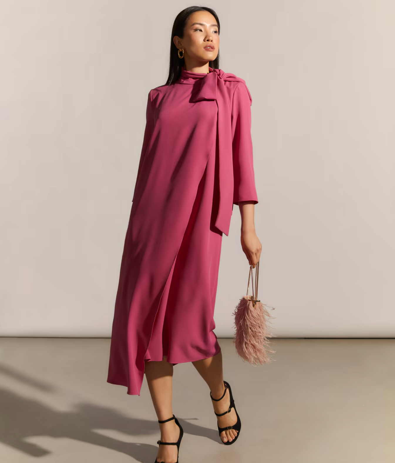 Vestido rosa fucsia en largo midi
