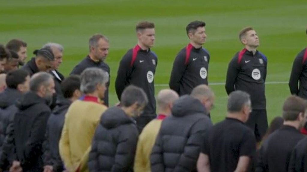 El Barça guarda un minuto de silencio en recuerdo del doctor Carles Miñarro