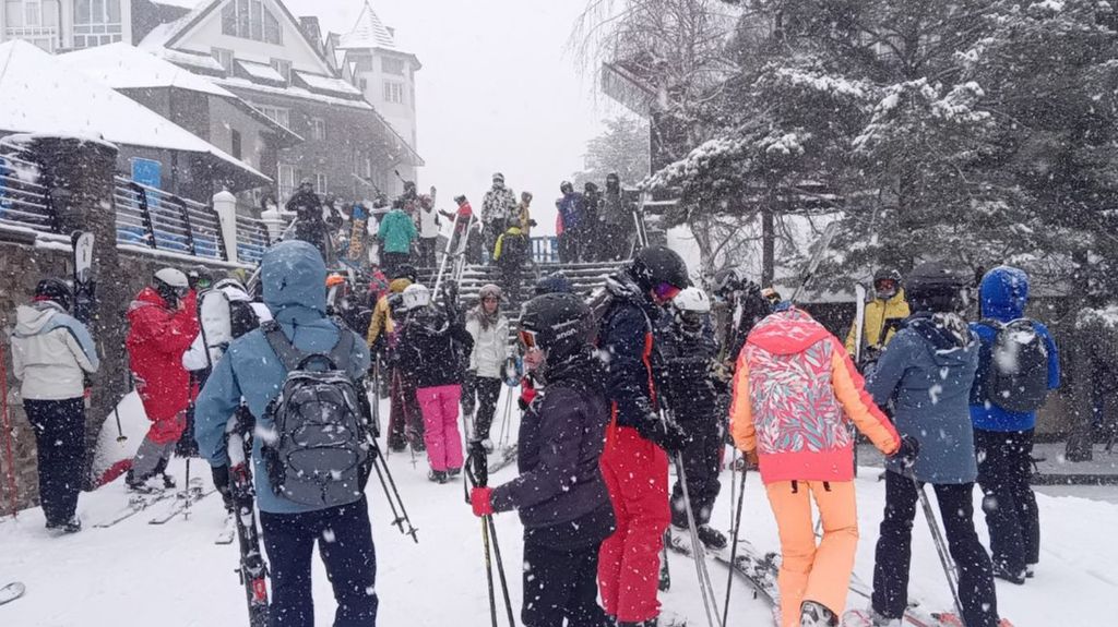 Sierra Nevada recibe entre aplausos las grandes nevadas de la borrasca Jana