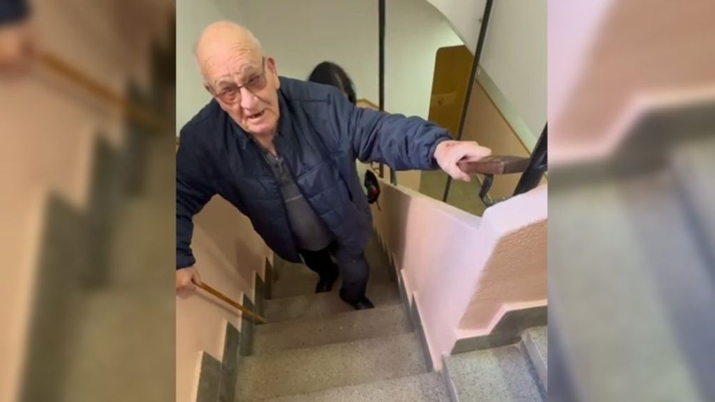 Eugenio sale de su casa por primera vez desde la DANA