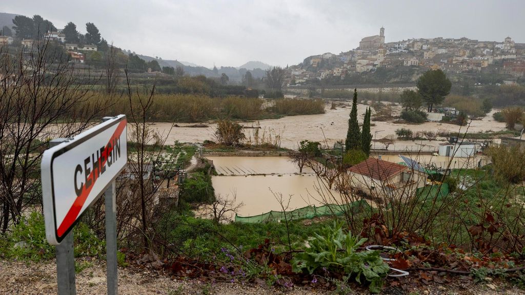 Las persistentes lluvias activan las alertas por la crecida de los ríos en distintos puntos de España: “Otra vez estamos con el miedo”