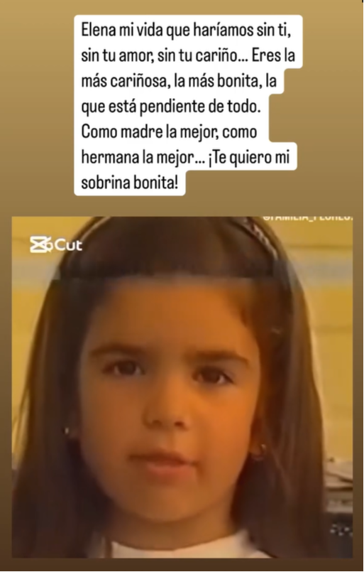 Rosario Flores felicita a su sobrina, Elena Furiase
