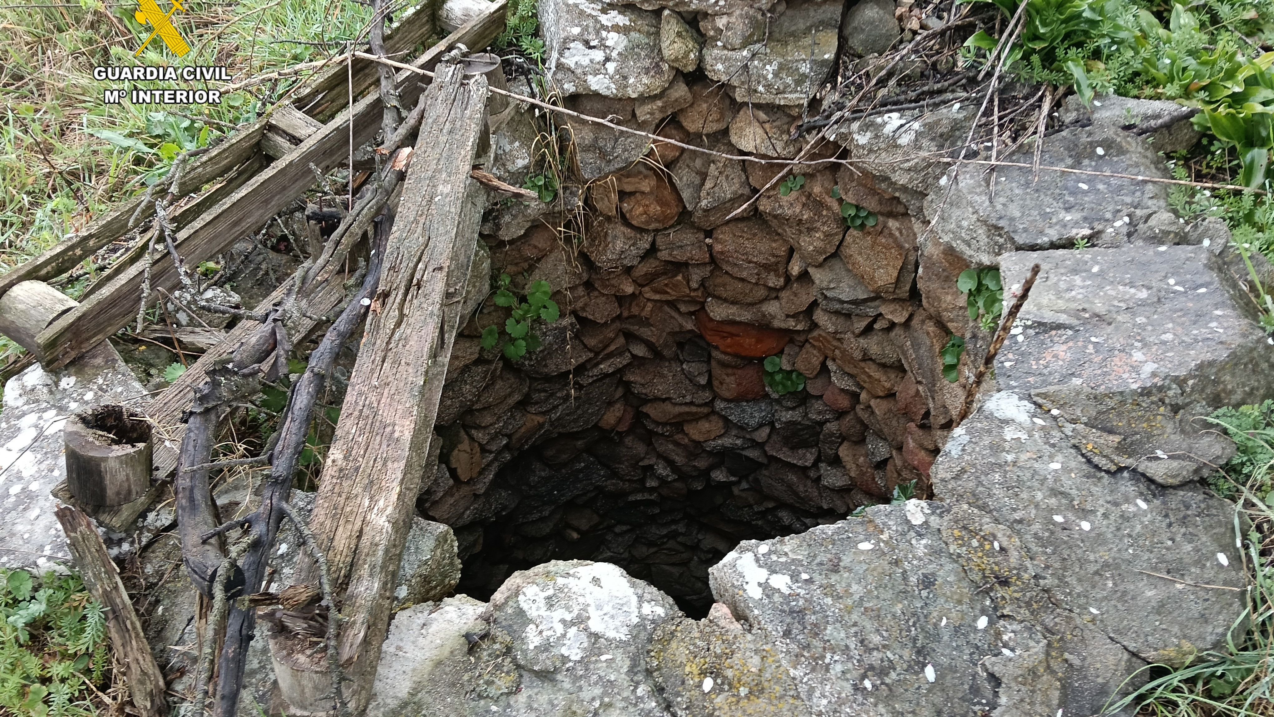 Uno de los pozos "altamentes peligrosos", hallado en Sant Climent de Sescebes