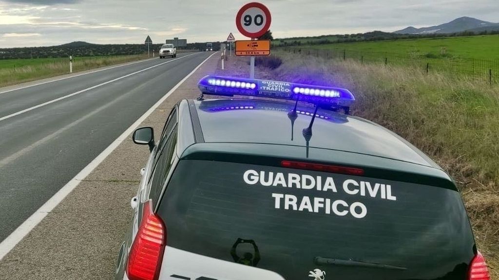 Un control de tráfico de la Guardia Civil