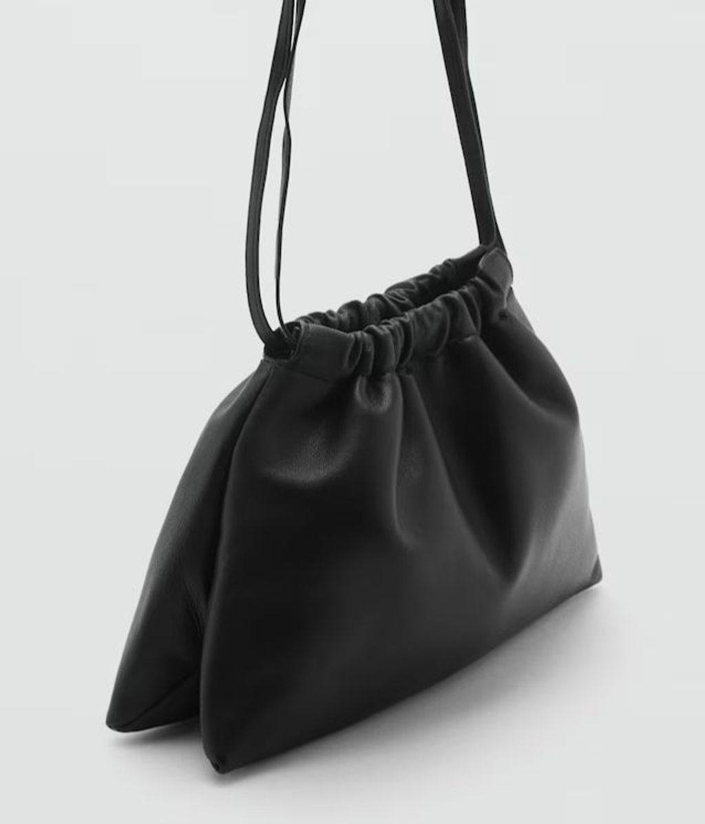 Bolso de piel negro de Mango