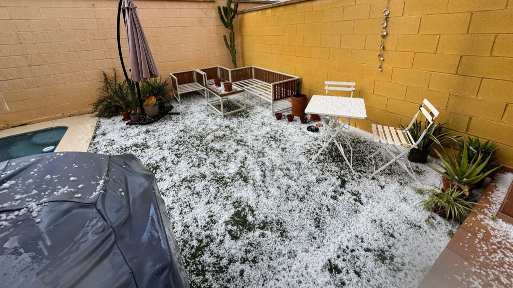 Cae una fuerte granizada en Sevilla
