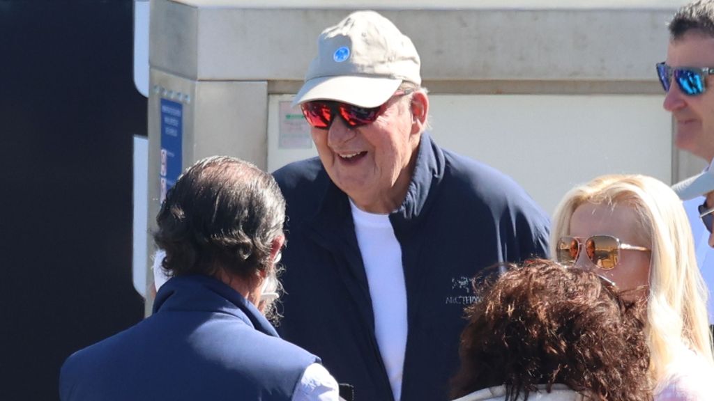 O rei Juan Carlos, no porto esportivo de Sanxenxo.