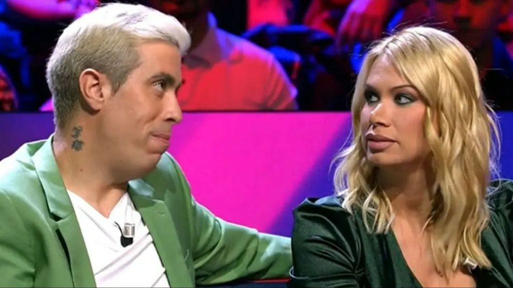 Javi Mouzo y Vanessa Bouza en el plató de 'GH'