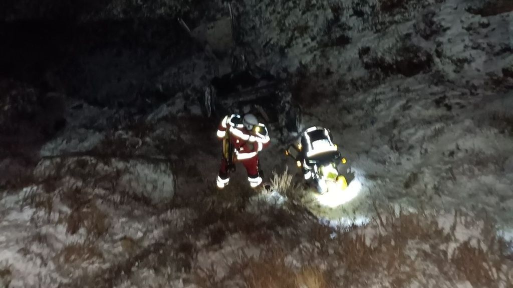 Os mortos no acidente da Cantábria são quatro jovens de Vallecas, Madri: seus amigos estavam viajando para trás em outro carro