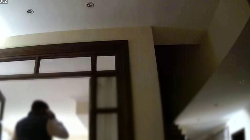 Las impactantes imágenes de la bronca en casa del cuñado de Joaquín con su expareja: "¡No me pegues!"