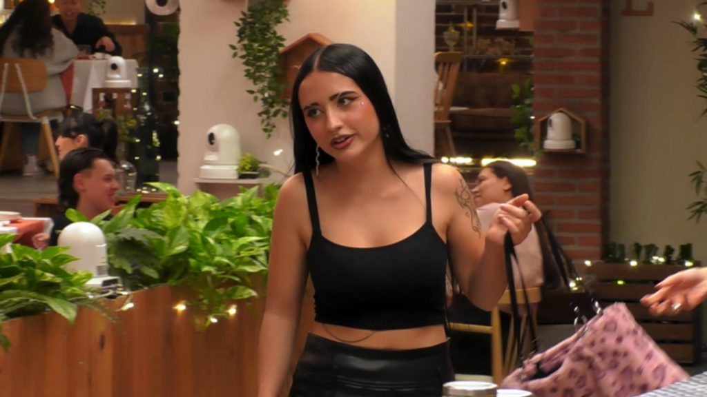 Una soltera paraliza su cita de 'First Dates' con un tiktoker que hace apología del franquismo: "Ojalá no exista gente como tú"