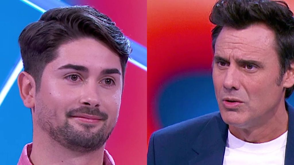 La cara de asombro de Ion Aramendi tras la confesión de un concursante: "¿Vives en un zoo?"