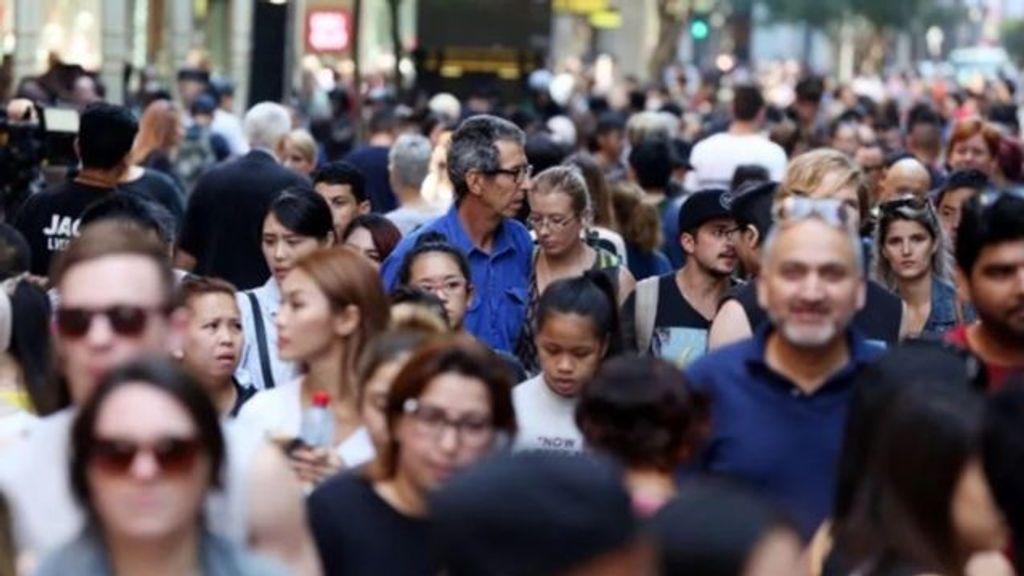 Los españoles, a favor del rearme, según el CIS