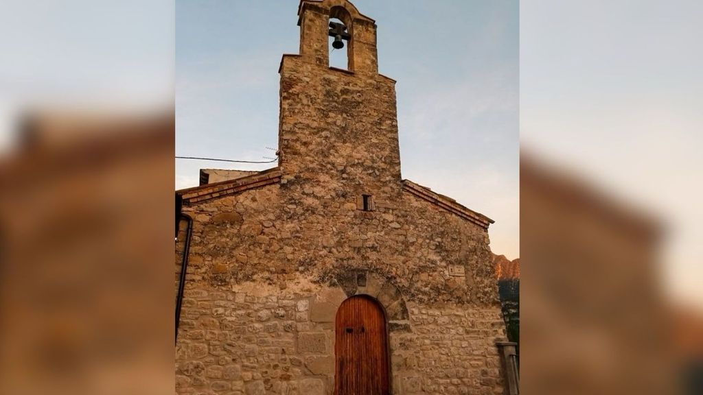 Un código QR, la "particularidad" para entrar a una iglesia en Lleida