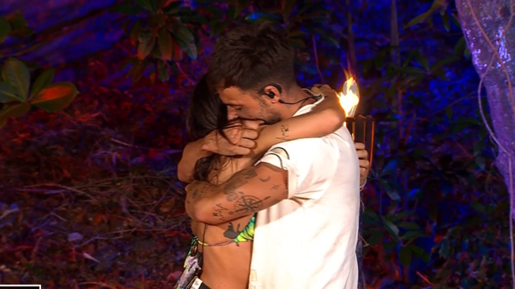 El conmovedor abrazo entre lágrimas de Montoya y Anita: "No quiero verte así, te quiero muchísimo"